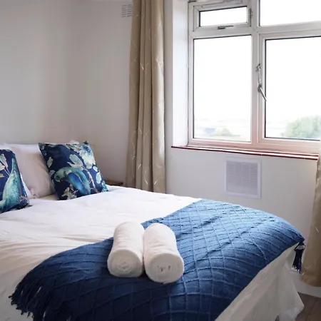 Sophie Place In Vauxhall - 3 Double Beds, 1 Sofa Bed, Spacious London Exterior photo